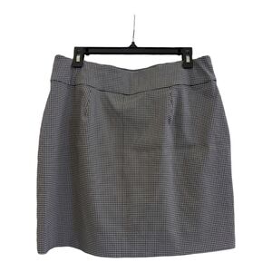 Charter Club stretchy black and white mini check pull on skort,size 10, EUC
